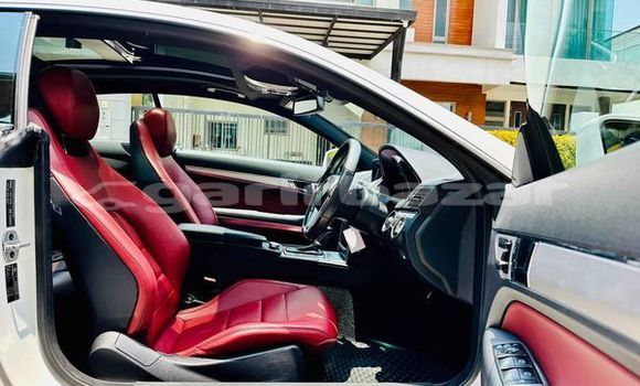 ซื้อ รถมือสอง Mercedes-Benz E200 อื่น ๆ รถยนต์ ใน %{เมือง} ใน กรุงเทพมหานคร ซื้อ รถมือสอง Mercedes-Benz E200 อื่น ๆ รถยนต์ ใน %{เมือง} ใน กรุงเทพมหานคร