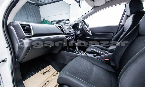 ซื้อ รถมือสอง Honda City ขาว รถยนต์ ใน %{เมือง} ใน กรุงเทพมหานคร ซื้อ รถมือสอง Honda City ขาว รถยนต์ ใน %{เมือง} ใน กรุงเทพมหานคร