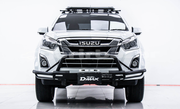 Buy Used Isuzu D-Max White Car in Bangkok in Bangkok Buy Used Isuzu D-Max White Car in Bangkok in Bangkok