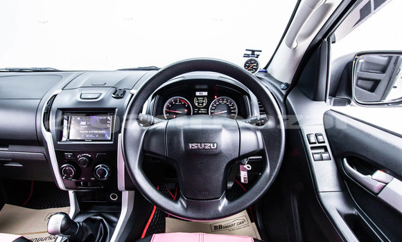 Buy Used Isuzu D-Max White Car in Bangkok in Bangkok Buy Used Isuzu D-Max White Car in Bangkok in Bangkok