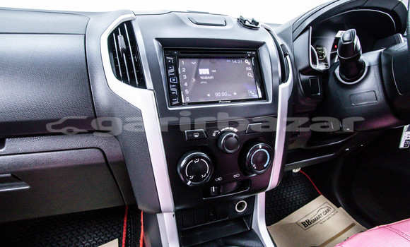 Buy Used Isuzu D-Max White Car in Bangkok in Bangkok Buy Used Isuzu D-Max White Car in Bangkok in Bangkok