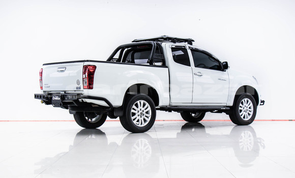 Buy Used Isuzu D-Max White Car in Bangkok in Bangkok Buy Used Isuzu D-Max White Car in Bangkok in Bangkok