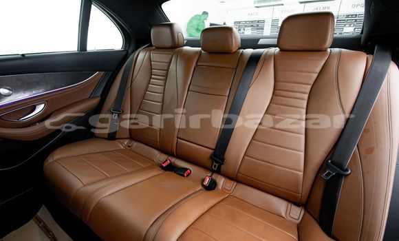 ซื้อ รถมือสอง Mercedes-Benz E-Classe สีดำ รถยนต์ ใน %{เมือง} ใน กรุงเทพมหานคร ซื้อ รถมือสอง Mercedes-Benz E-Classe สีดำ รถยนต์ ใน %{เมือง} ใน กรุงเทพมหานคร