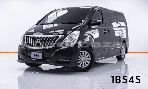Buy Used Hyundai H1 Brown Car in Bangkok in Bangkok