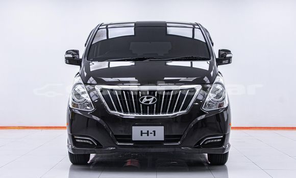 Buy Used Hyundai H1 Brown Car in Bangkok in Bangkok Buy Used Hyundai H1 Brown Car in Bangkok in Bangkok