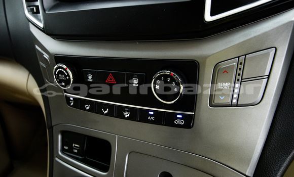 Buy Used Hyundai H1 Brown Car in Bangkok in Bangkok Buy Used Hyundai H1 Brown Car in Bangkok in Bangkok