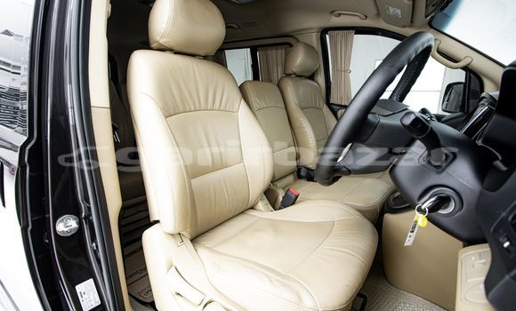 Buy Used Hyundai H1 Brown Car in Bangkok in Bangkok Buy Used Hyundai H1 Brown Car in Bangkok in Bangkok