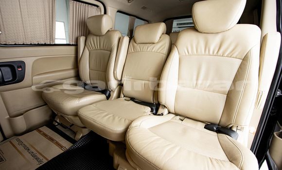 Buy Used Hyundai H1 Brown Car in Bangkok in Bangkok Buy Used Hyundai H1 Brown Car in Bangkok in Bangkok