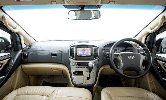 Buy Used Hyundai H1 Brown Car in Bangkok in Bangkok Buy Used Hyundai H1 Brown Car in Bangkok in Bangkok