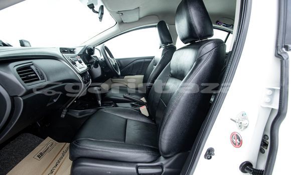 ซื้อ รถมือสอง Honda City ขาว รถยนต์ ใน %{เมือง} ใน กรุงเทพมหานคร ซื้อ รถมือสอง Honda City ขาว รถยนต์ ใน %{เมือง} ใน กรุงเทพมหานคร