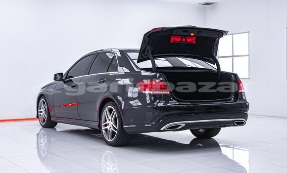 ซื้อ รถมือสอง Mercedes-Benz E-Classe สีดำ รถยนต์ ใน %{เมือง} ใน กรุงเทพมหานคร ซื้อ รถมือสอง Mercedes-Benz E-Classe สีดำ รถยนต์ ใน %{เมือง} ใน กรุงเทพมหานคร