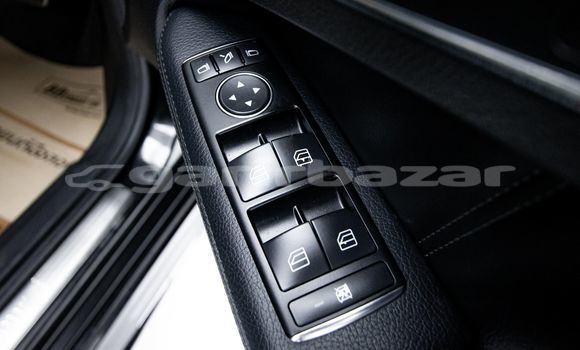 ซื้อ รถมือสอง Mercedes-Benz E-Classe สีดำ รถยนต์ ใน %{เมือง} ใน กรุงเทพมหานคร ซื้อ รถมือสอง Mercedes-Benz E-Classe สีดำ รถยนต์ ใน %{เมือง} ใน กรุงเทพมหานคร