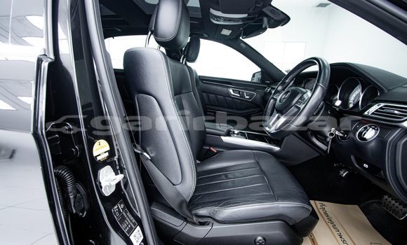 ซื้อ รถมือสอง Mercedes-Benz E-Classe สีดำ รถยนต์ ใน %{เมือง} ใน กรุงเทพมหานคร ซื้อ รถมือสอง Mercedes-Benz E-Classe สีดำ รถยนต์ ใน %{เมือง} ใน กรุงเทพมหานคร