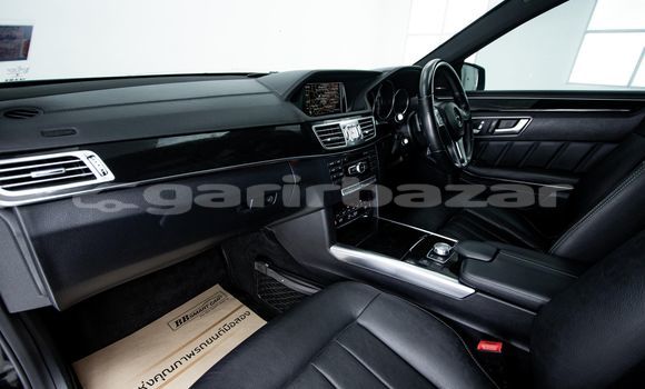 ซื้อ รถมือสอง Mercedes-Benz E-Classe สีดำ รถยนต์ ใน %{เมือง} ใน กรุงเทพมหานคร ซื้อ รถมือสอง Mercedes-Benz E-Classe สีดำ รถยนต์ ใน %{เมือง} ใน กรุงเทพมหานคร