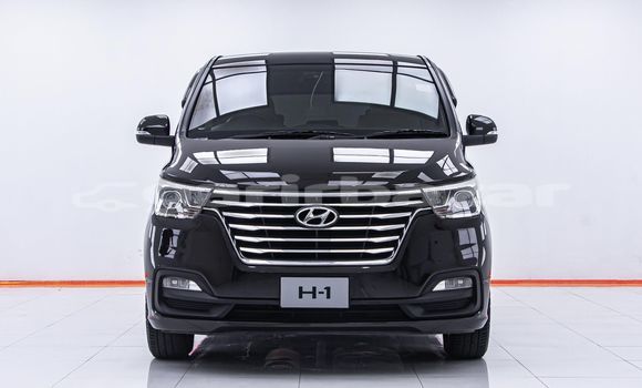 ซื้อ รถมือสอง Hyundai H1 สีน้ำตาล รถยนต์ ใน %{เมือง} ใน กรุงเทพมหานคร ซื้อ รถมือสอง Hyundai H1 สีน้ำตาล รถยนต์ ใน %{เมือง} ใน กรุงเทพมหานคร