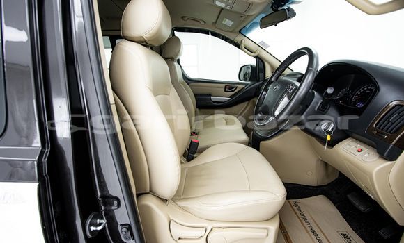 ซื้อ รถมือสอง Hyundai H1 สีน้ำตาล รถยนต์ ใน %{เมือง} ใน กรุงเทพมหานคร ซื้อ รถมือสอง Hyundai H1 สีน้ำตาล รถยนต์ ใน %{เมือง} ใน กรุงเทพมหานคร