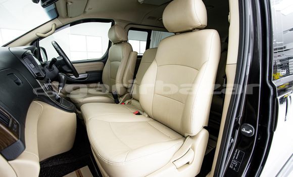 ซื้อ รถมือสอง Hyundai H1 สีน้ำตาล รถยนต์ ใน %{เมือง} ใน กรุงเทพมหานคร ซื้อ รถมือสอง Hyundai H1 สีน้ำตาล รถยนต์ ใน %{เมือง} ใน กรุงเทพมหานคร