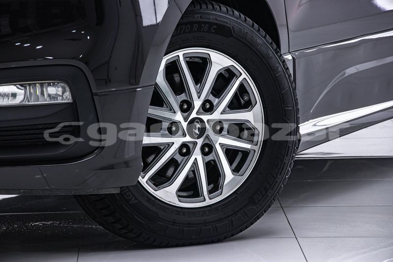 Big with watermark hyundai h1 bangkok bangkok 71015