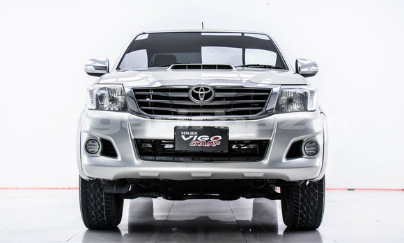 Buy Used Toyota Hiluxe VIGO Red Car in Bangkok in Bangkok Buy Used Toyota Hiluxe VIGO Red Car in Bangkok in Bangkok