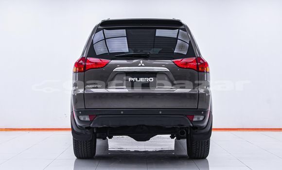 Buy Used Mitsubishi Pajero Brown Car in Bangkok in Bangkok Buy Used Mitsubishi Pajero Brown Car in Bangkok in Bangkok