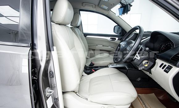 Buy Used Mitsubishi Pajero Brown Car in Bangkok in Bangkok Buy Used Mitsubishi Pajero Brown Car in Bangkok in Bangkok