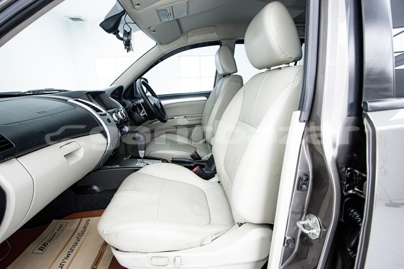 Big with watermark mitsubishi pajero bangkok bangkok 71028