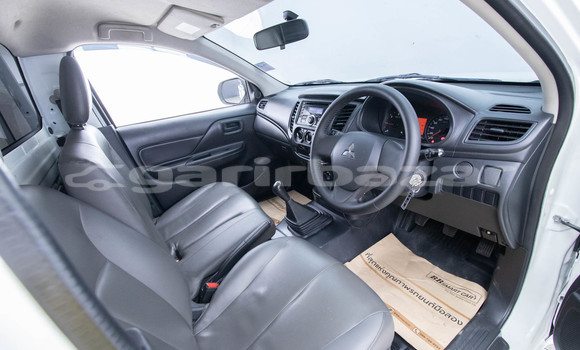 ซื้อ รถมือสอง Mitsubishi Triton ขาว รถยนต์ ใน %{เมือง} ใน กรุงเทพมหานคร ซื้อ รถมือสอง Mitsubishi Triton ขาว รถยนต์ ใน %{เมือง} ใน กรุงเทพมหานคร