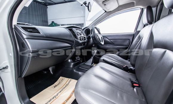 ซื้อ รถมือสอง Mitsubishi Triton ขาว รถยนต์ ใน %{เมือง} ใน กรุงเทพมหานคร ซื้อ รถมือสอง Mitsubishi Triton ขาว รถยนต์ ใน %{เมือง} ใน กรุงเทพมหานคร