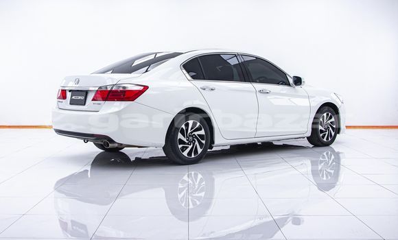 Buy Used Honda Accord White Car in Bangkok in Bangkok Buy Used Honda Accord White Car in Bangkok in Bangkok