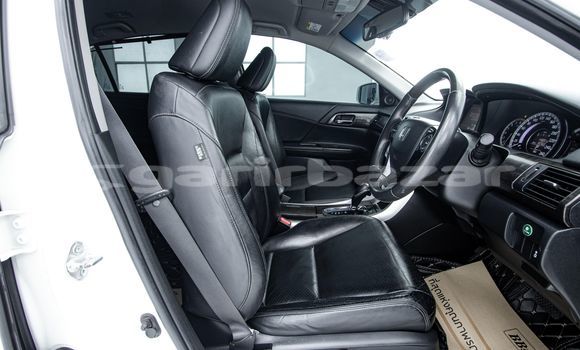 Buy Used Honda Accord White Car in Bangkok in Bangkok Buy Used Honda Accord White Car in Bangkok in Bangkok