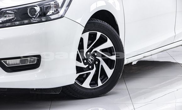 Buy Used Honda Accord White Car in Bangkok in Bangkok Buy Used Honda Accord White Car in Bangkok in Bangkok