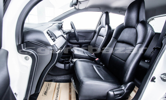 ซื้อ รถมือสอง Honda Brio ขาว รถยนต์ ใน %{เมือง} ใน กรุงเทพมหานคร ซื้อ รถมือสอง Honda Brio ขาว รถยนต์ ใน %{เมือง} ใน กรุงเทพมหานคร