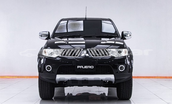 ซื้อ รถมือสอง Mitsubishi Pajero สีดำ รถยนต์ ใน %{เมือง} ใน กรุงเทพมหานคร ซื้อ รถมือสอง Mitsubishi Pajero สีดำ รถยนต์ ใน %{เมือง} ใน กรุงเทพมหานคร
