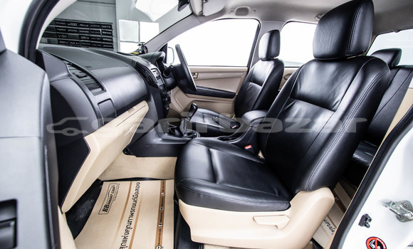 Buy Used Isuzu D-Max White Car in Bangkok in Bangkok Buy Used Isuzu D-Max White Car in Bangkok in Bangkok