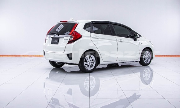 ซื้อ รถมือสอง Honda Jazz ขาว รถยนต์ ใน %{เมือง} ใน กรุงเทพมหานคร ซื้อ รถมือสอง Honda Jazz ขาว รถยนต์ ใน %{เมือง} ใน กรุงเทพมหานคร