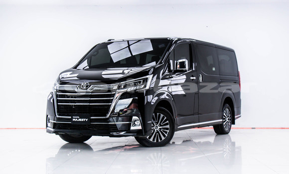 Buy Used Toyota Crown Majesta Black Car in Bangkok in Bangkok Buy Used Toyota Crown Majesta Black Car in Bangkok in Bangkok