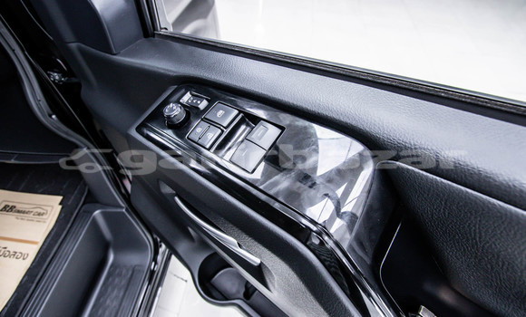 Buy Used Toyota Crown Majesta Black Car in Bangkok in Bangkok Buy Used Toyota Crown Majesta Black Car in Bangkok in Bangkok