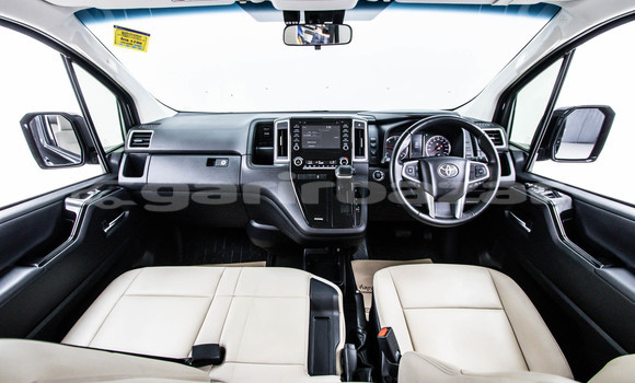 Buy Used Toyota Crown Majesta Black Car in Bangkok in Bangkok Buy Used Toyota Crown Majesta Black Car in Bangkok in Bangkok