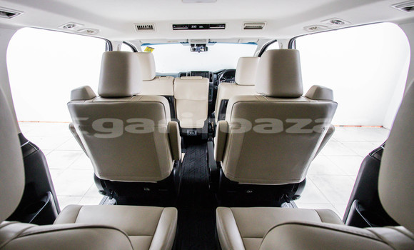 Buy Used Toyota Crown Majesta Black Car in Bangkok in Bangkok Buy Used Toyota Crown Majesta Black Car in Bangkok in Bangkok