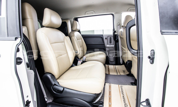 Buy Used Honda Freed White Car in Bangkok in Bangkok Buy Used Honda Freed White Car in Bangkok in Bangkok