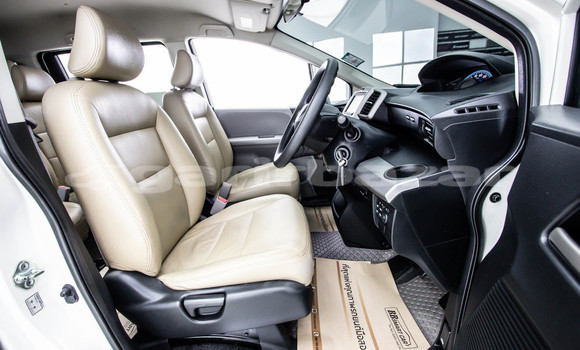 Buy Used Honda Freed White Car in Bangkok in Bangkok Buy Used Honda Freed White Car in Bangkok in Bangkok