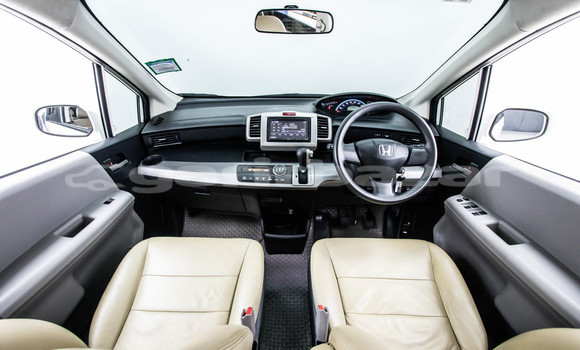 Buy Used Honda Freed White Car in Bangkok in Bangkok Buy Used Honda Freed White Car in Bangkok in Bangkok