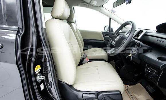 Buy Used Honda Freed Brown Car in Bangkok in Bangkok Buy Used Honda Freed Brown Car in Bangkok in Bangkok