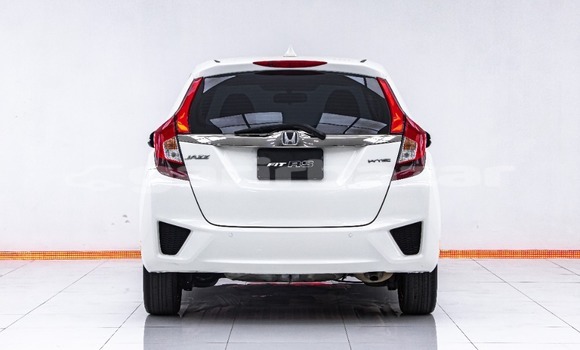 ซื้อ รถมือสอง Honda Jazz ขาว รถยนต์ ใน %{เมือง} ใน กรุงเทพมหานคร ซื้อ รถมือสอง Honda Jazz ขาว รถยนต์ ใน %{เมือง} ใน กรุงเทพมหานคร