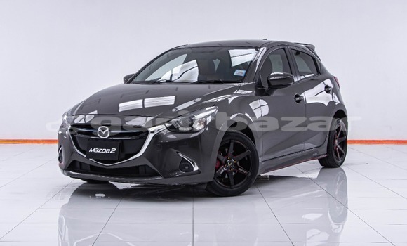 ซื้อ รถมือสอง Mazda 2 สีน้ำตาล รถยนต์ ใน %{เมือง} ใน กรุงเทพมหานคร