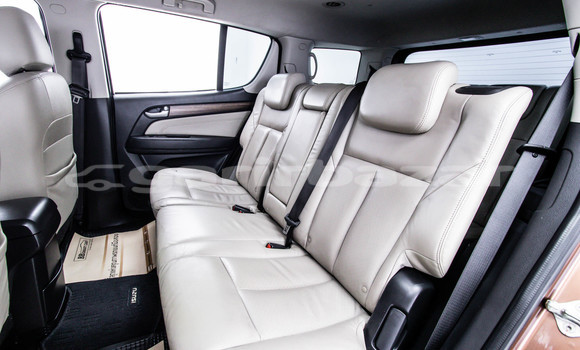 Buy Used Isuzu MU-X Brown Car in Bangkok in Bangkok Buy Used Isuzu MU-X Brown Car in Bangkok in Bangkok