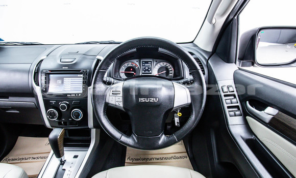 Buy Used Isuzu MU-X Brown Car in Bangkok in Bangkok Buy Used Isuzu MU-X Brown Car in Bangkok in Bangkok