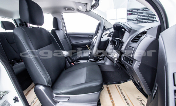 ซื้อ รถมือสอง Isuzu D-Max ขาว รถยนต์ ใน %{เมือง} ใน กรุงเทพมหานคร ซื้อ รถมือสอง Isuzu D-Max ขาว รถยนต์ ใน %{เมือง} ใน กรุงเทพมหานคร