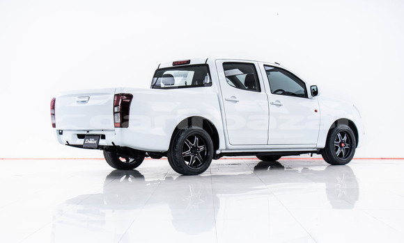 ซื้อ รถมือสอง Isuzu D-Max ขาว รถยนต์ ใน %{เมือง} ใน กรุงเทพมหานคร ซื้อ รถมือสอง Isuzu D-Max ขาว รถยนต์ ใน %{เมือง} ใน กรุงเทพมหานคร