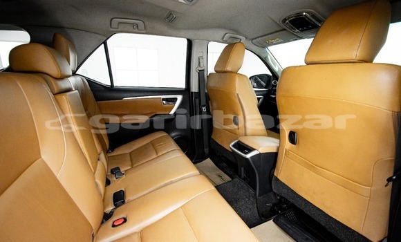 ซื้อ รถมือสอง Toyota Fortuner สีดำ รถยนต์ ใน %{เมือง} ใน กรุงเทพมหานคร ซื้อ รถมือสอง Toyota Fortuner สีดำ รถยนต์ ใน %{เมือง} ใน กรุงเทพมหานคร